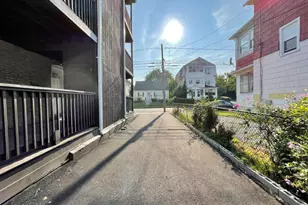 178 Roosevelt St, Hartford, CT 06114 - Photo 33