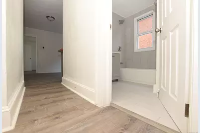 178 Roosevelt Street #3-E, Hartford, CT 06114 - Photo 11