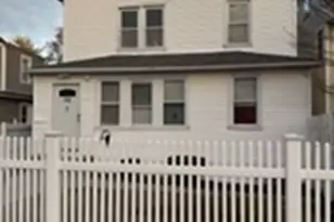 20 Dean St, Stamford, CT 06902 - Photo 1