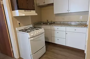 41 Baltic St, Norwich, CT 06360 - Photo 5