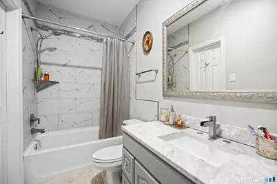 211 Carriage Crossing Lane #211, Middletown, CT 06457 - Photo 13