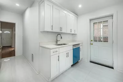 400 East Avenue, Bridgeport, CT 06610 - Photo 13