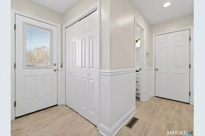 20 Colonial Heights Road, East Haven, CT 06473 - Photo 15