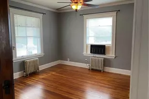 16 Holbrook Ct, Ansonia, CT 06401 - Photo 9