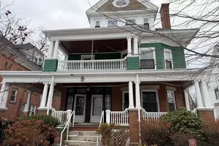 35 Burton St, Hartford, CT 06112 - Photo 3