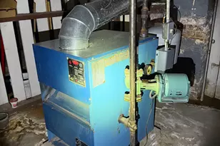 35 Burton St, Hartford, CT 06112 - Photo 39