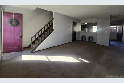 921 Hamilton Avenue #APT 11, Waterbury, CT 06706 - Photo 3