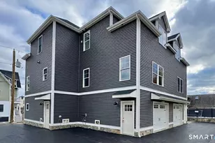 25 B Village Rd, Milford, CT 06460 - Photo 3