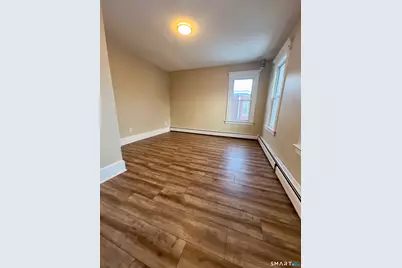 838 Capitol Avenue #3rd floor, Hartford, CT 06106 - Photo 7