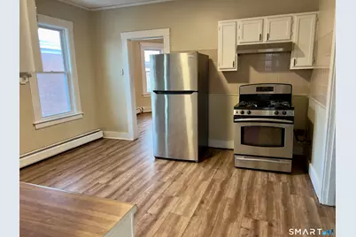 838 Capitol Avenue #3rd floor, Hartford, CT 06106 - Photo 3