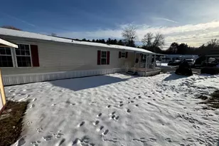 4 Maple Rd, Southington, CT 06489 - Photo 3