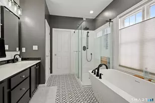 520 Traditions Court North, Oxford, CT 06478 - Photo 19