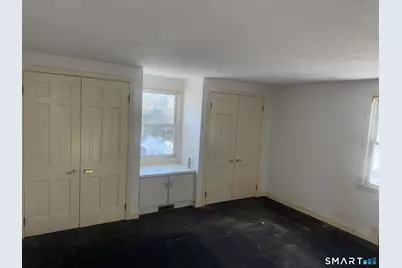 33 Wood Pond Road, West Hartford, CT 06107 - Photo 17