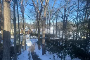 33 Wood Pond Rd, West Hartford, CT 06107 - Photo 35