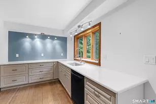 190 E Rocks Rd, Norwalk, CT 06851 - Photo 19