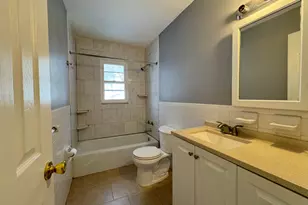 65 Donna Dr, New Haven, CT 06513 - Photo 3