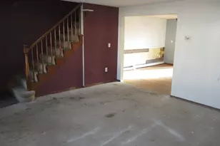 37 Graham Rd, East Hartford, CT 06118 - Photo 15