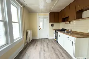 22 Wilton Ave, Norwalk, CT 06851 - Photo 3