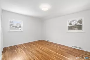 293 Sigwin Dr, Fairfield, CT 06824 - Photo 15