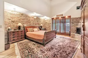 24 Brierwood Dr, Orange, CT 06477 - Photo 15