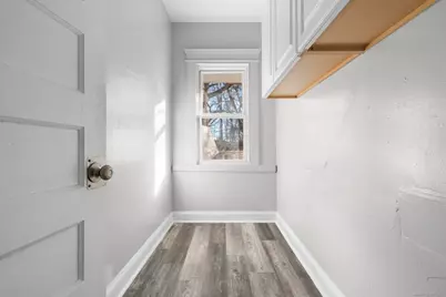 55 Plaza Avenue, Waterbury, CT 06710 - Photo 17