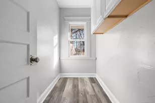 55 Plaza Ave, Waterbury, CT 06710 - Photo 17