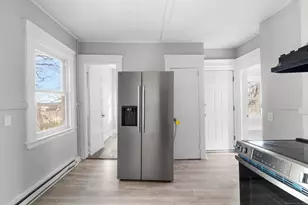 55 Plaza Ave, Waterbury, CT 06710 - Photo 7