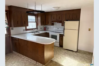 55 Coles Avenue, Newington, CT 06111 - Photo 5