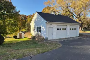 75 Lovers Ln, Plainfield, CT 06374 - Photo 5