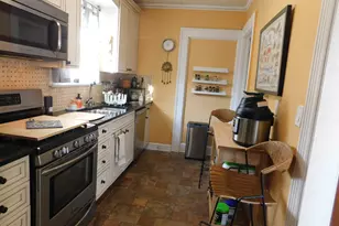 195B Pequot Ave, New London, CT 06320 - Photo 5