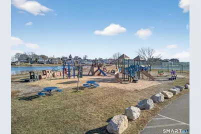 10 East Shore Avenue, Groton, CT 06340 - Photo 39