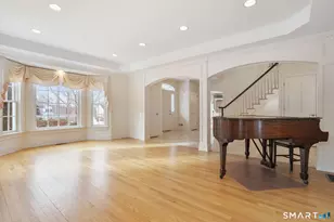 40 Puritan Rd, Trumbull, CT 06611 - Photo 7