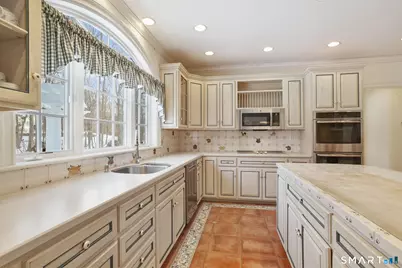 40 Puritan Road, Trumbull, CT 06611 - Photo 21