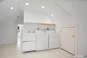 40 Puritan Rd, Trumbull, CT 06611 - Photo 31