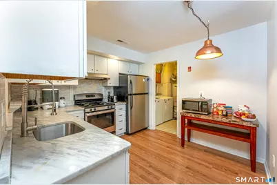 26 Greenview Lane #26, Milford, CT 06461 - Photo 5