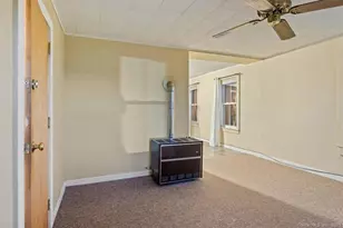 71 Blackhall St, New London, CT 06320 - Photo 5