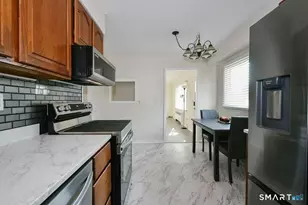 36 Dobson Dr, East Hartford, CT 06118 - Photo 5