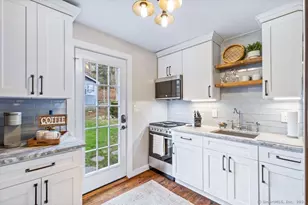 5 Old Clark Hill Rd, East Hampton, CT 06424 - Photo 3