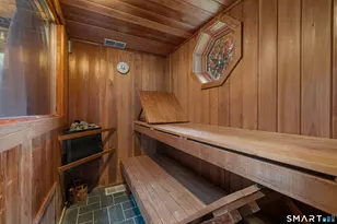 16 Longview Ave, Waterford, CT 06385 - Photo 27