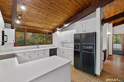 16 Longview Avenue, Waterford, CT 06385 - Photo 21