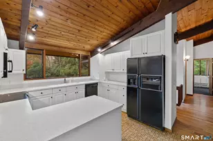 16 Longview Ave, Waterford, CT 06385 - Photo 21