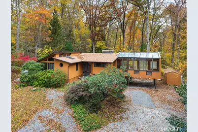 16 Longview Avenue, Waterford, CT 06385 - Photo 1