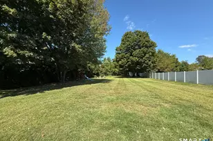 154 Glenwood Terrace, Middletown, CT 06457 - Photo 3