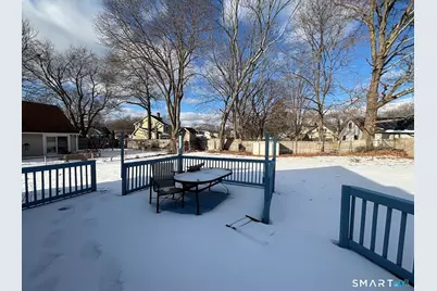 34 Seaver Circle, Bridgeport, CT 06606 - Photo 17