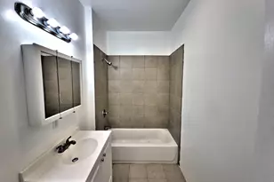 64 Wood St, Waterbury, CT 06704 - Photo 17