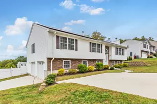 4 Wintergreen Ln, Naugatuck, CT 06770 - Photo 37