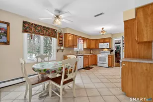 16 Winthrop Woods Rd, Shelton, CT 06484 - Photo 9