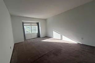 705 Lake Ave, Bristol, CT 06010 - Photo 9