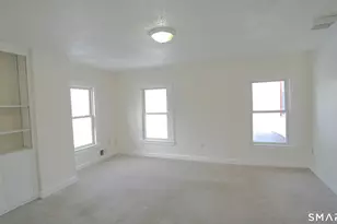 42 Woodbridge St, Manchester, CT 06042 - Photo 7