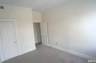 42 Woodbridge St, Manchester, CT 06042 - Photo 13